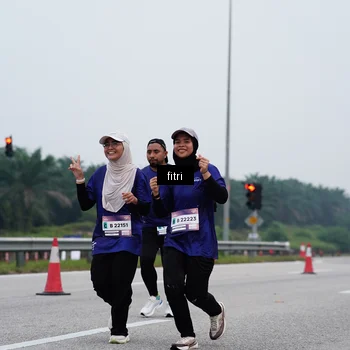 Runner Photo 7472060