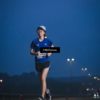 Runner Photo 7472062