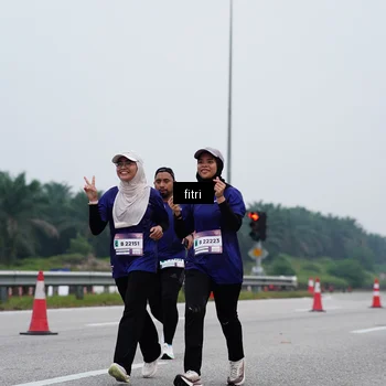 Runner Photo 7472073