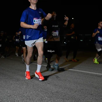 Runner Photo 7472110