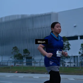 Runner Photo 7472124