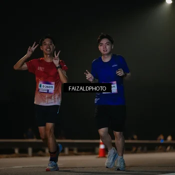 Runner Photo 7472126