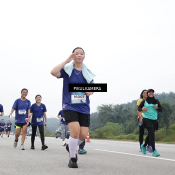 Runner Photo 7472169
