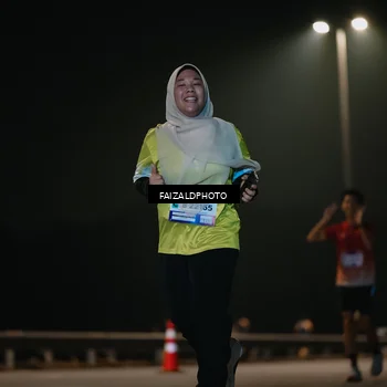 Runner Photo 7472175