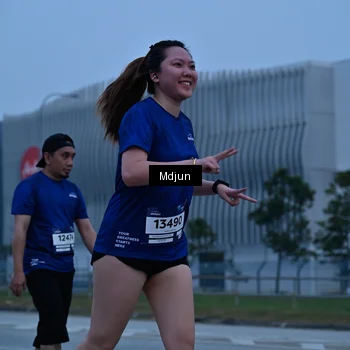 Runner Photo 7472203