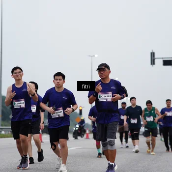Runner Photo 7472249