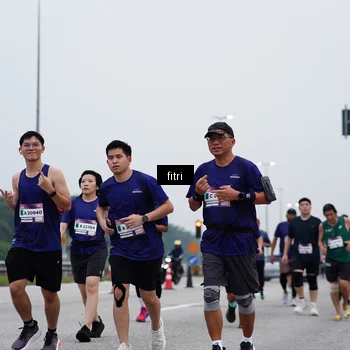 Runner Photo 7472253