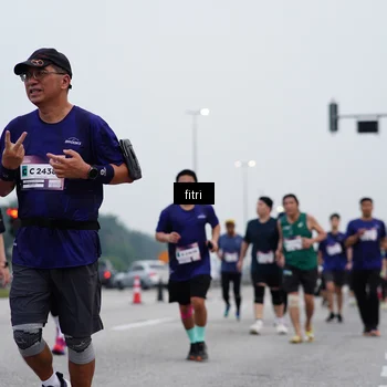 Runner Photo 7472262