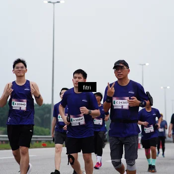 Runner Photo 7472263