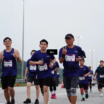 Runner Photo 7472264