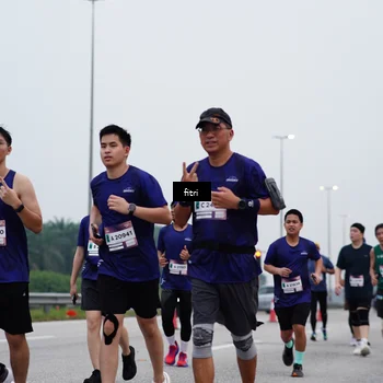 Runner Photo 7472265