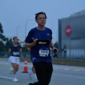 Runner Photo 7472274