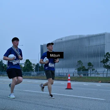 Runner Photo 7472284