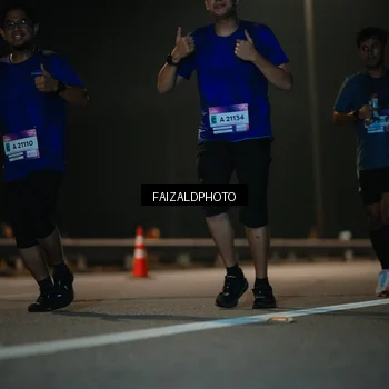 Runner Photo 7472300