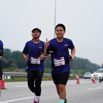 Runner Photo 7472310