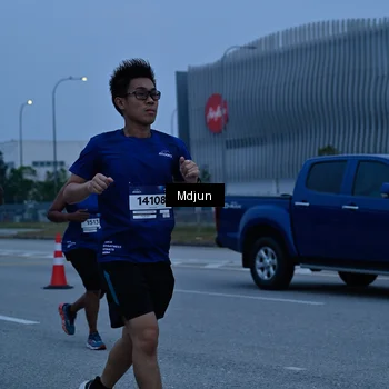 Runner Photo 7472315