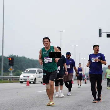 Runner Photo 7472332