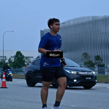 Runner Photo 7472336