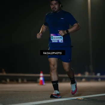 Runner Photo 7472351