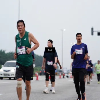 Runner Photo 7472358