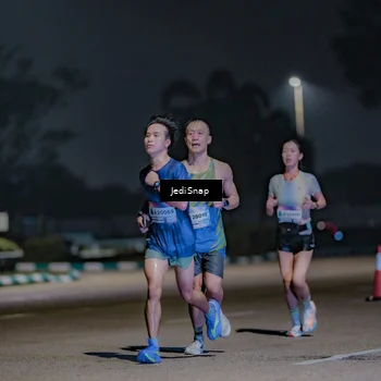 Runner Photo 7472377