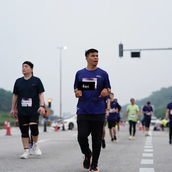 Runner Photo 7472384