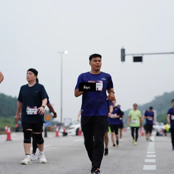 Runner Photo 7472386