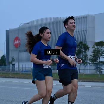 Runner Photo 7472393