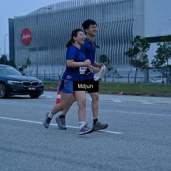 Runner Photo 7472423
