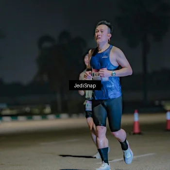 Runner Photo 7472438
