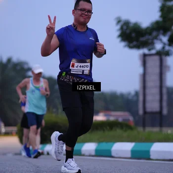 Runner Photo 7472484