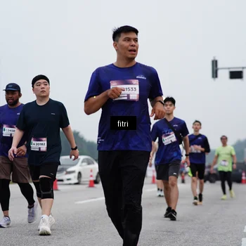 Runner Photo 7472497