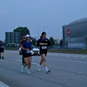 Runner Photo 7472502