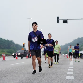 Runner Photo 7472519