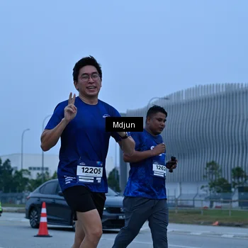 Runner Photo 7472530
