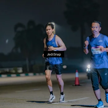 Runner Photo 7472545