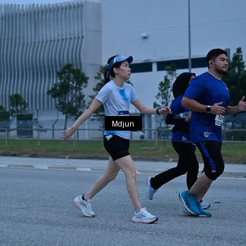 Runner Photo 7472548
