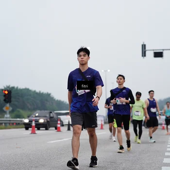 Runner Photo 7472559