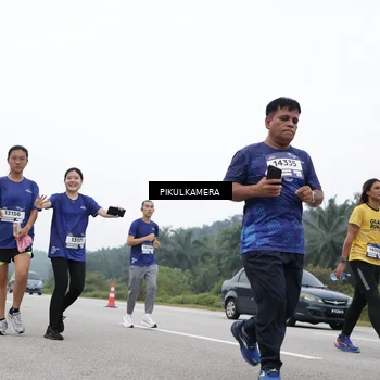 Runner Photo 7472562