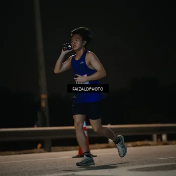 Runner Photo 7472564