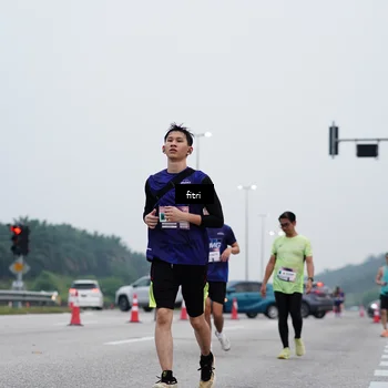 Runner Photo 7472572