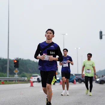 Runner Photo 7472573