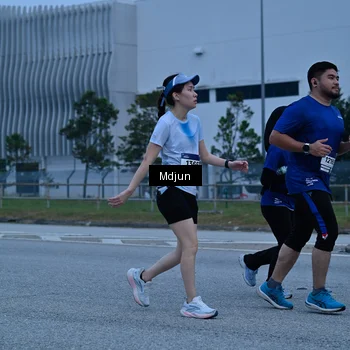 Runner Photo 7472576