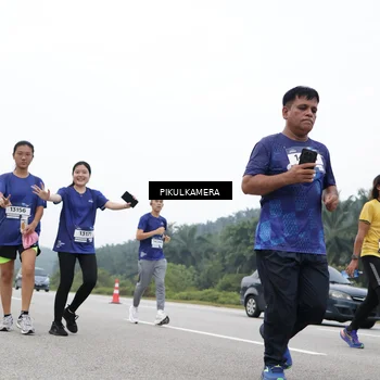 Runner Photo 7472608