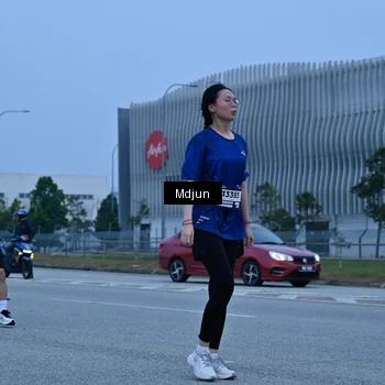 Runner Photo 7472611