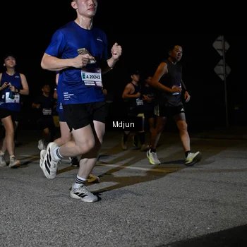 Runner Photo 7472612