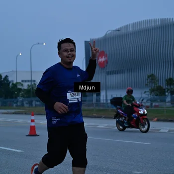 Runner Photo 7472621