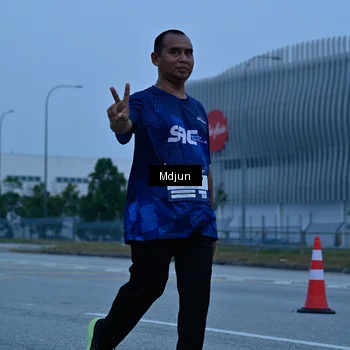 Runner Photo 7472624