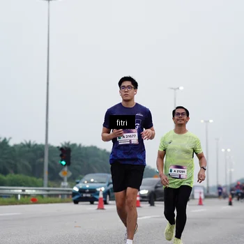 Runner Photo 7472631