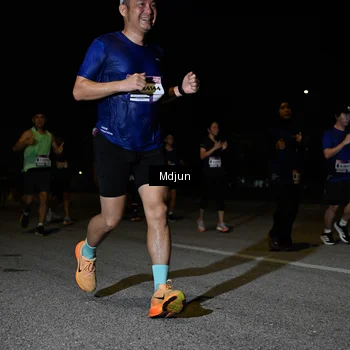 Runner Photo 7472637